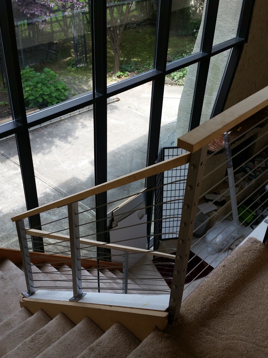 Stainless Steel Cable Railing With Wood Top