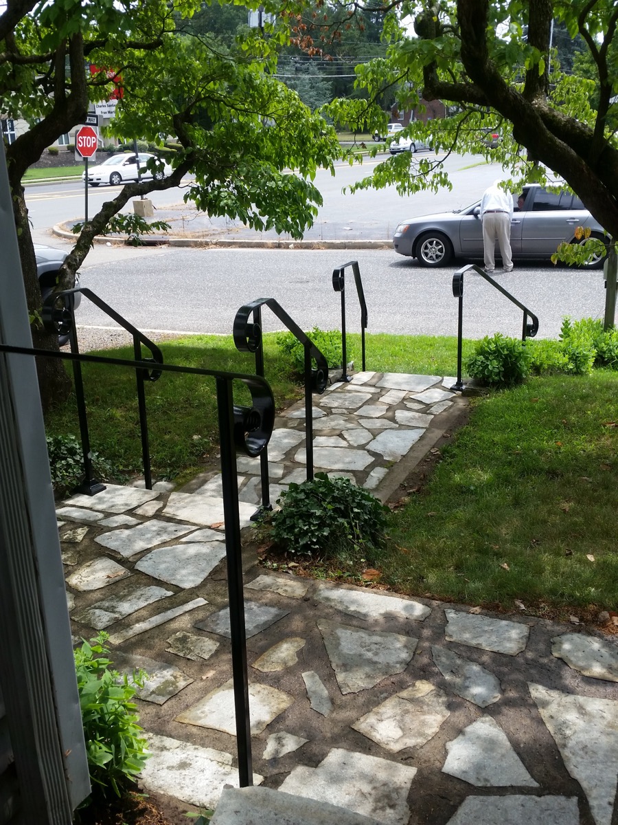 Exterior Simple Hand Rail With Large Curls